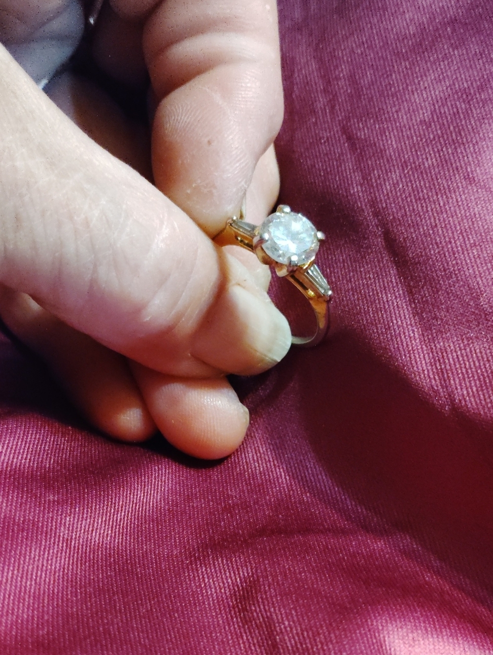 14kt Gold Solitaire Ring With Clear Center Stone - Women Jewelry